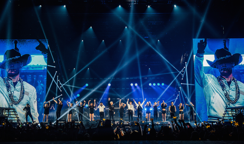 Illustration for article titled Pyro, Confetti and Deep Lust with BIGBANG, South Korea's Greatest Boy Band